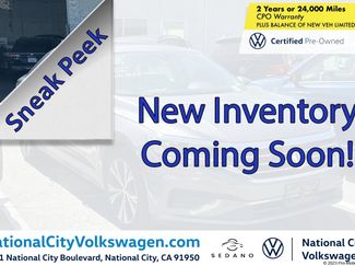 Used 2022 Volkswagen Passat 2.0T SE image 1