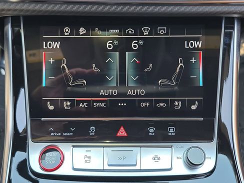Used 2024 Audi RS Q8 AWD/4WD image 27