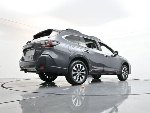 Used 2023 Subaru Outback Touring image 34