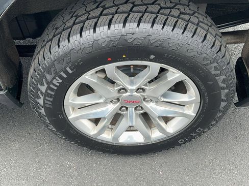 Used 2021 GMC Sierra 1500 SLT w/ SLT Premium Package AWD/4WD image 10