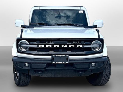 Used 2023 Ford Bronco Outer Banks AWD/4WD image 3