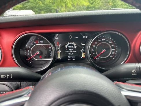 Used 2021 Jeep Wrangler Unlimited Rubicon AWD/4WD image 31