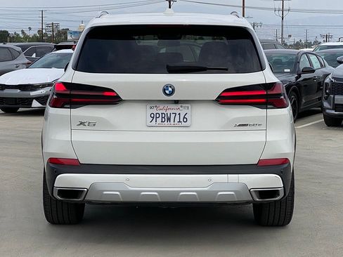 Used 2025 BMW X5 xDrive50e AWD/4WD image 5