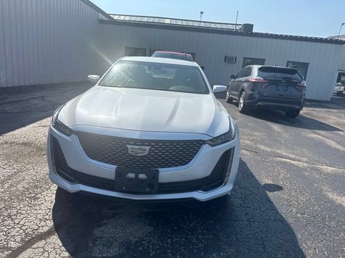 Used 2024 Cadillac CT5 Luxury AWD/4WD image 2