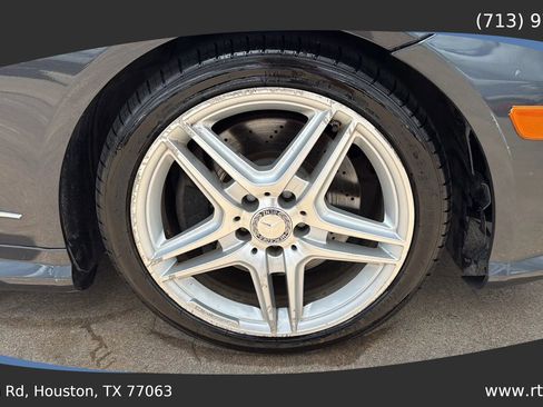 Used 2011 Mercedes-Benz E 550 Coupe image 12