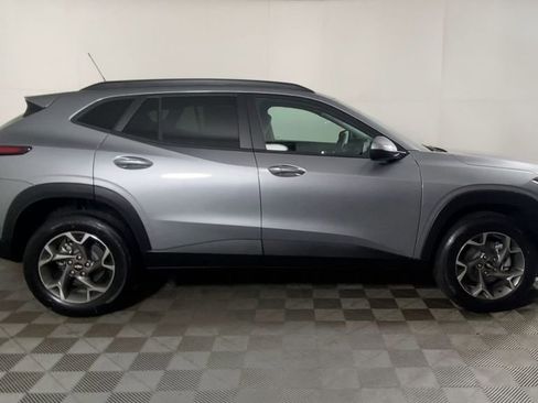 New 2026 Chevrolet Trax LT w/ Driver Confidence Package image 2