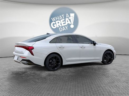 New 2026 Kia K5 GT-Line image 6