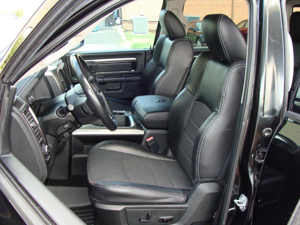 Used 2018 RAM 1500 Sport w/ Quick Order Package 26Q Night AWD/4WD image 7