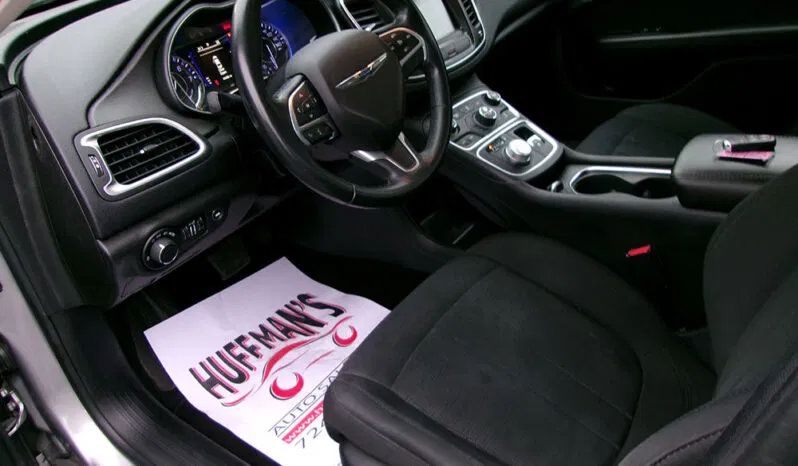 Used 2016 Chrysler 200 Limited w/ Convenience Group FWD image 12