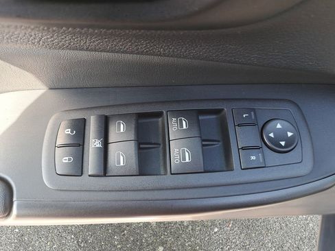 Certified 2022 Jeep Cherokee Trailhawk w/ Comfort/Convenience Group image 30