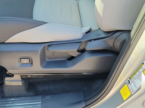 New 2026 Toyota Tacoma TRD Sport image 19