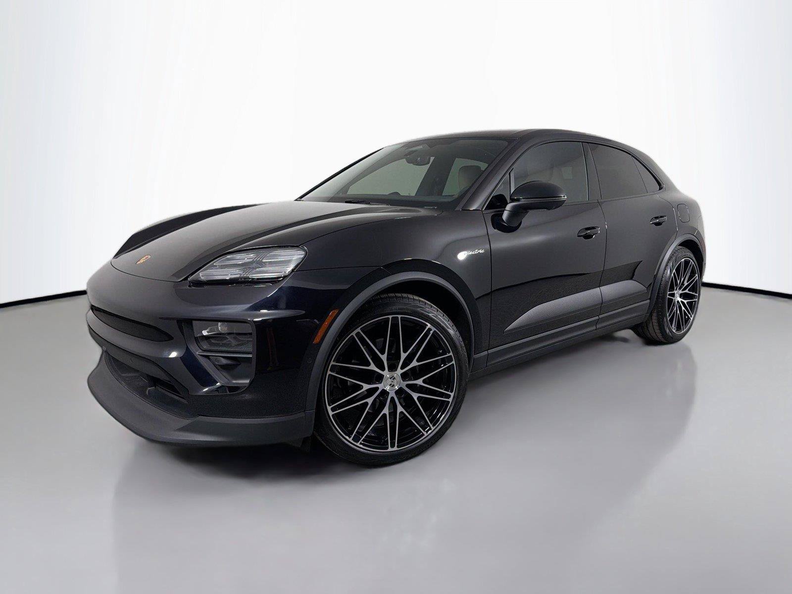 Used 2026 Porsche Macan 4 Electric AWD/4WD image 1