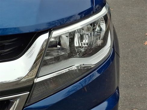 Used 2020 Chevrolet Colorado LT w/ LT Convenience Package image 9