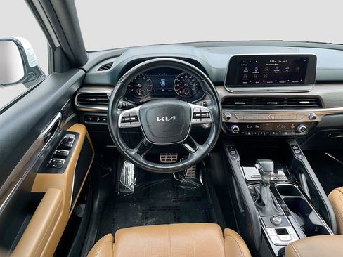 Used 2022 Kia Telluride SX w/ Towing Package FWD image 24
