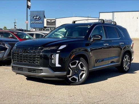 Used 2025 Hyundai Palisade Limited image 2