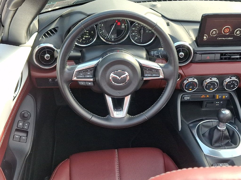 Used 2020 MAZDA MX-5 Miata RF Grand Touring RWD image 2
