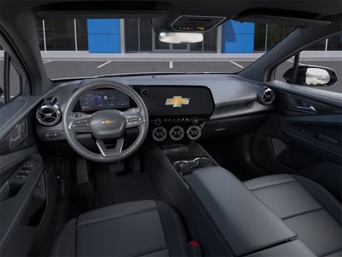 New 2025 Chevrolet Blazer EV LT image 15