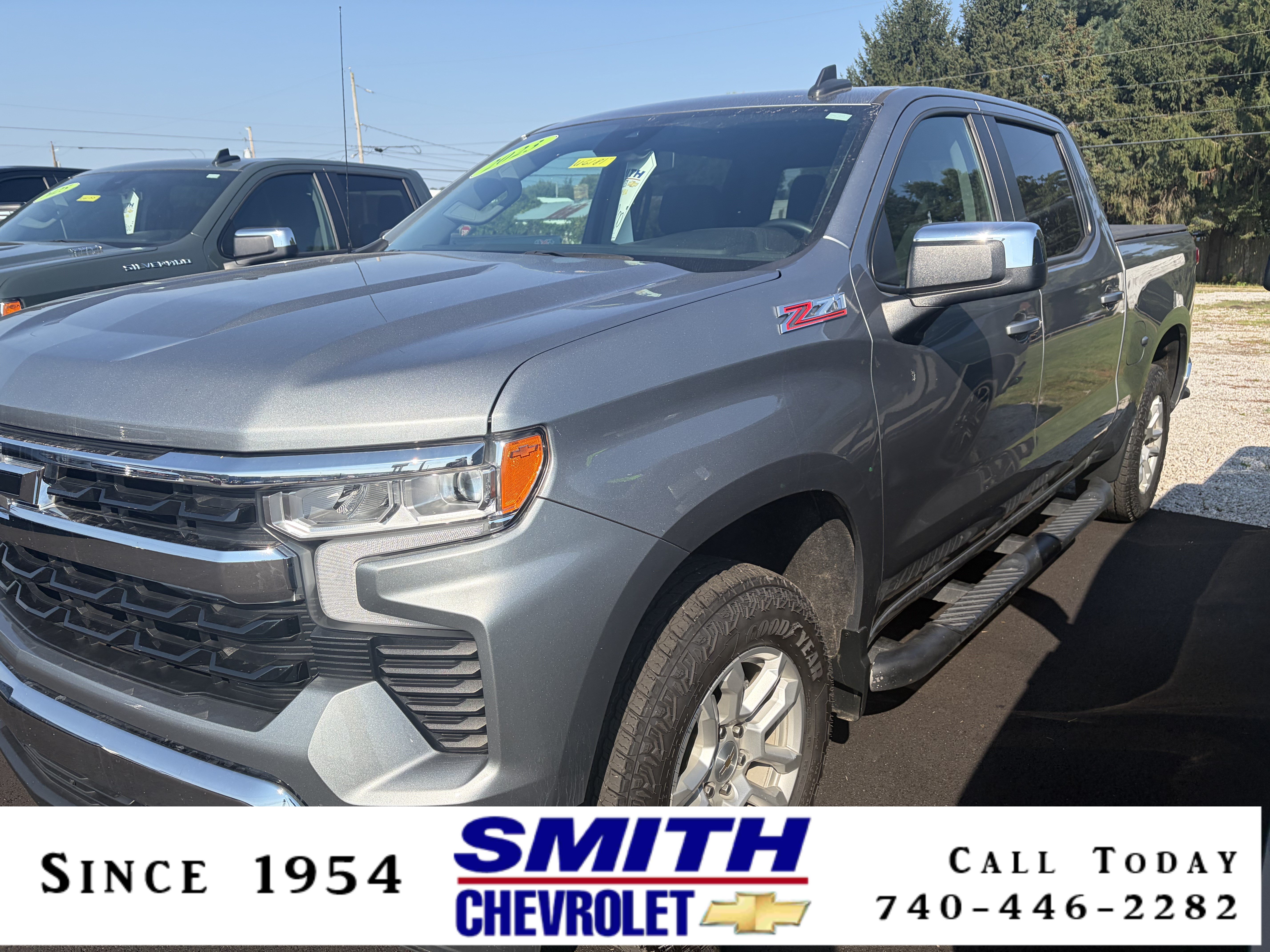 Used 2023 Chevrolet Silverado 1500 LT AWD/4WD image 1