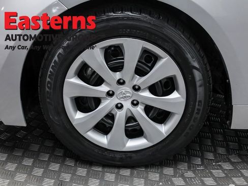 Used 2024 Toyota Corolla LE FWD image 32