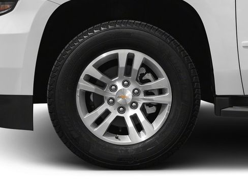 Used 2018 Chevrolet Tahoe LT image 11