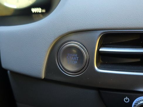 Used 2024 Hyundai Palisade SEL image 26