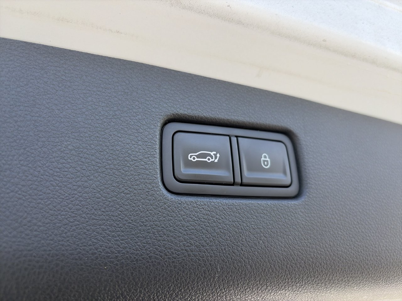 Used 2025 Genesis GV70 2.5T AWD/4WD image 29
