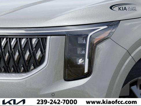 New 2026 Kia Carnival EX FWD image 10