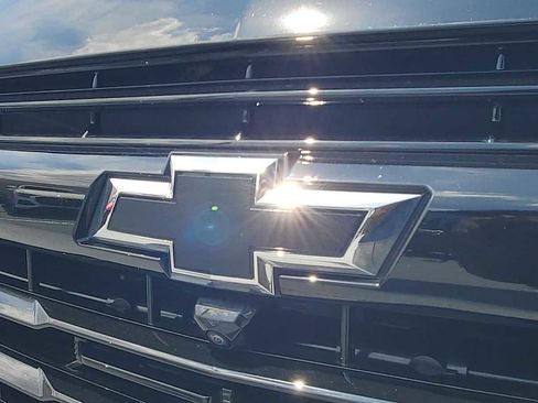 Used 2025 Chevrolet Tahoe RST w/ Comfort Package RWD image 11