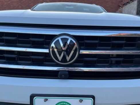 Used 2021 Volkswagen Atlas Cross Sport SEL Premium AWD/4WD image 9