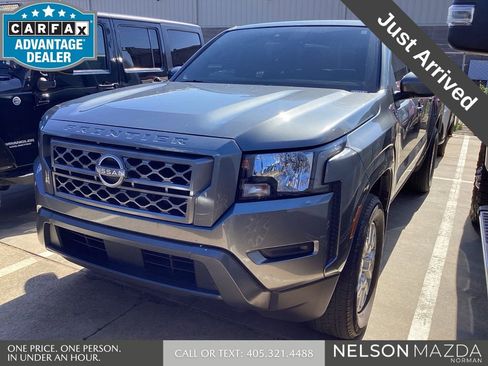 Used 2022 Nissan Frontier SV RWD image 1