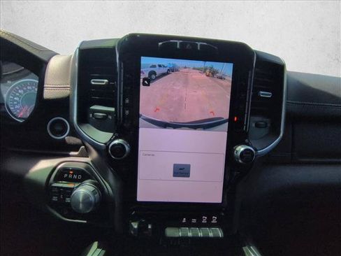 Used 2024 RAM 1500 Laramie AWD/4WD image 11