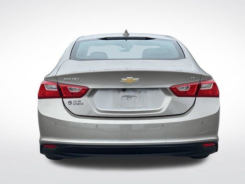Used 2025 Chevrolet Malibu LT FWD image 5