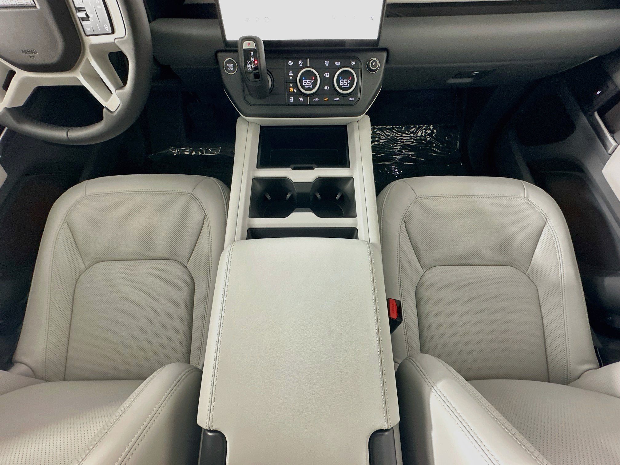 New 2026 Land Rover Defender 110 X-Dynamic SE AWD/4WD image 22