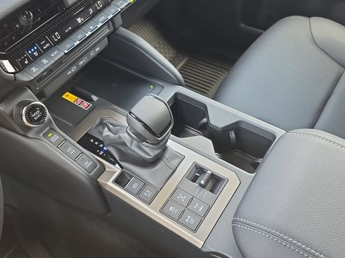 New 2027 Toyota Land Cruiser AWD/4WD image 21