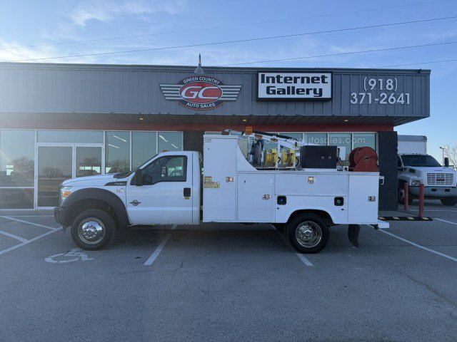 Used 2012 Ford F550 4x4 Regular Cab Super Duty w/ Payload Upgrade Pkg image 12