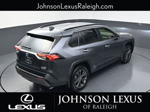 Used 2023 Toyota RAV4 Limited image 26