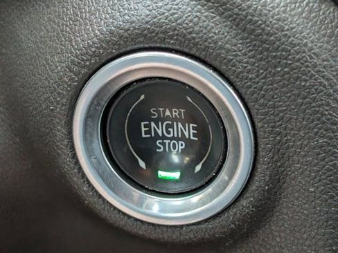 Used 2019 GMC Sierra 1500 SLT w/ SLT Premium Package AWD/4WD image 27