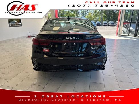 Used 2022 Kia Forte GT-Line w/ GT-Line Premium Package image 5