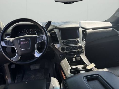 Used 2019 GMC Yukon XL SLT AWD/4WD image 9