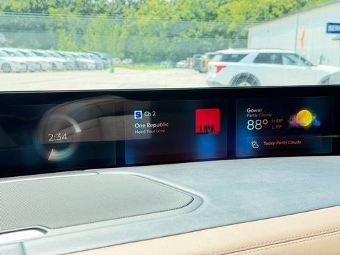 Used 2025 Lincoln Navigator Black Label AWD/4WD image 39