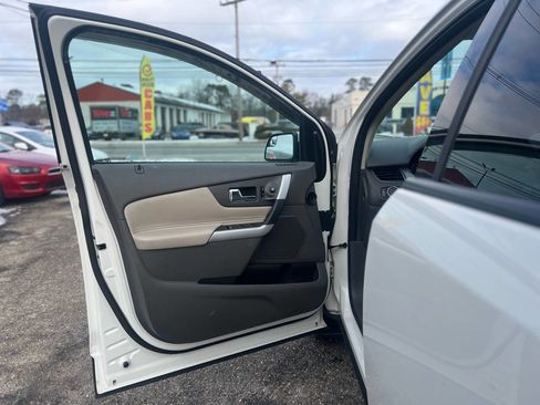 Used 2013 Ford Edge SEL image 8