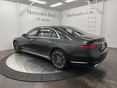 Used 2022 Mercedes-Benz S 580 4MATIC Sedan image 5