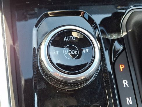 Used 2025 GMC Canyon Elevation w/ Convenience Package AWD/4WD image 24