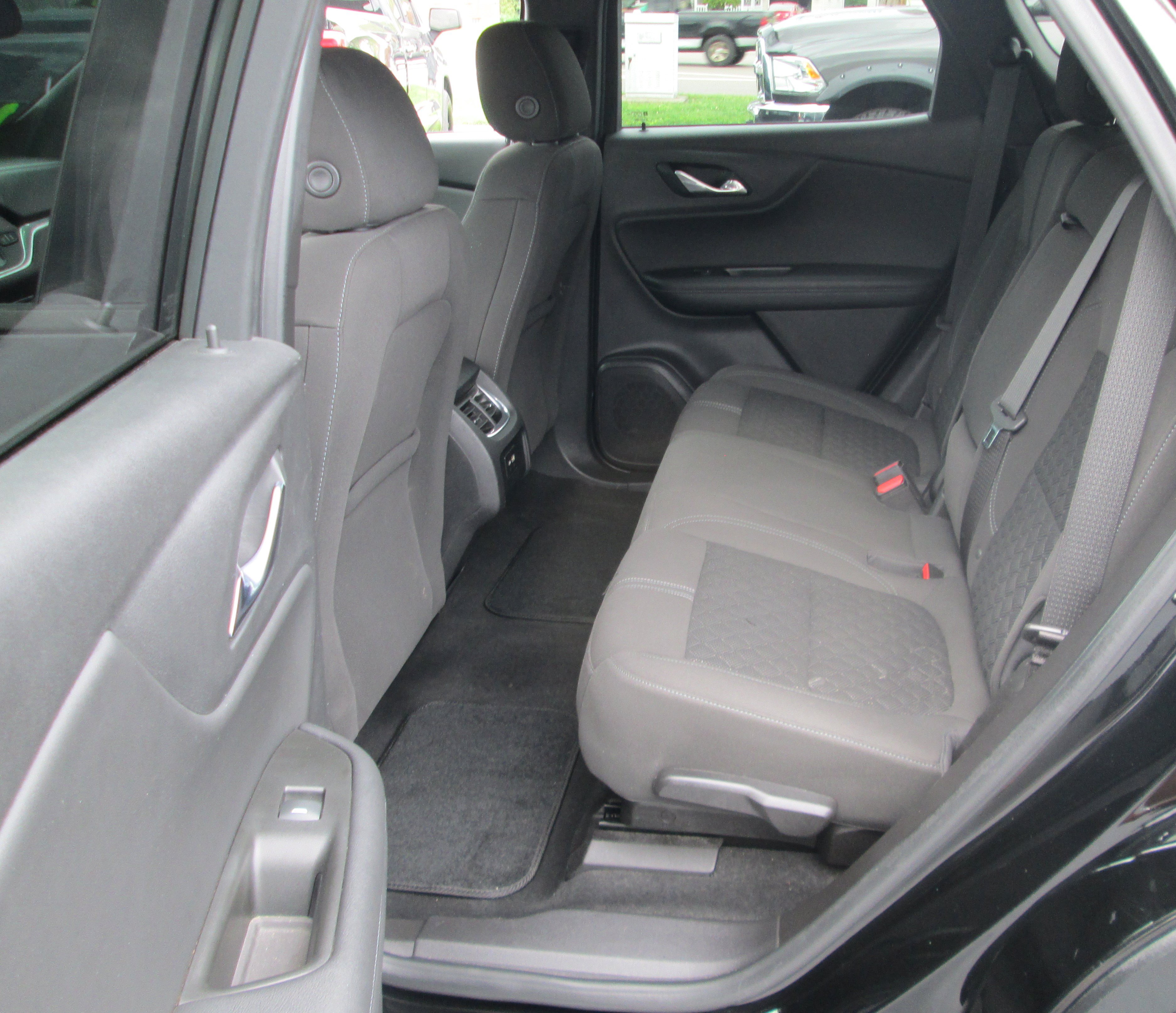 Used 2019 Chevrolet Blazer LT AWD/4WD image 11