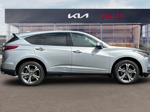 Used 2025 Acura RDX w/ Technology Package AWD/4WD image 3