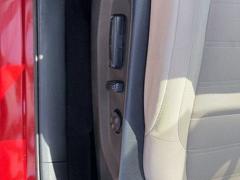 Used 2019 Honda CR-V EX image 18