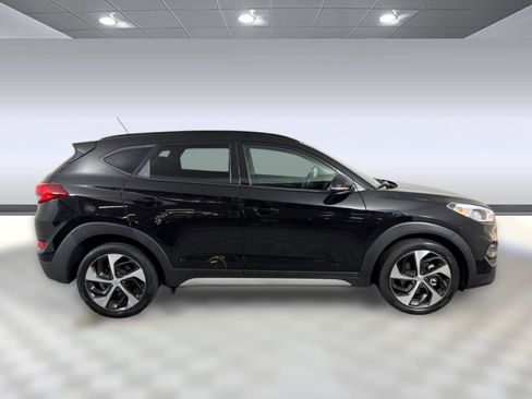 Used 2017 Hyundai Tucson Value image 8