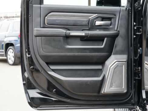 Used 2019 RAM 3500 Limited image 21