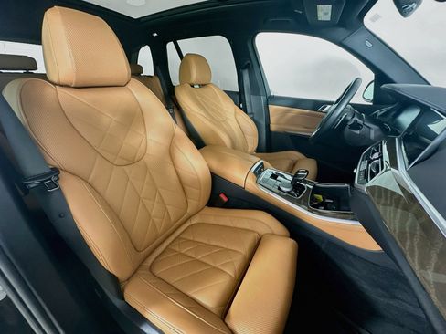 Used 2023 BMW X5 xDrive40i w/ Premium Package AWD/4WD image 46
