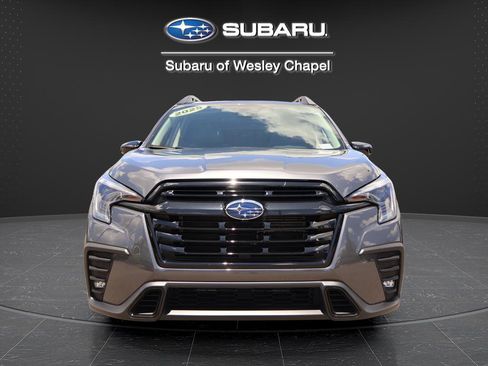 Certified 2025 Subaru Ascent Onyx Edition w/ Onyx Package AWD/4WD image 3